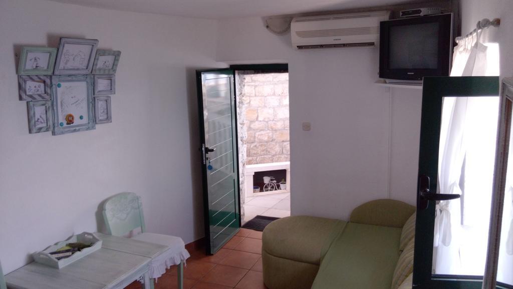 Apartments Ivica Mateljak Brist Extérieur photo
